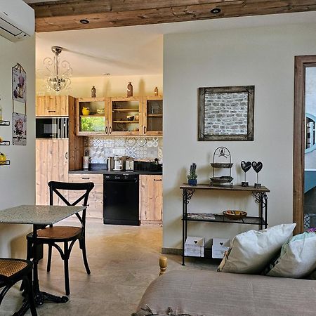 Charmant Studio Pres De La Plage Avec Jacuzzi Et Terrasse Privative Villeneuve-Loubet Ngoại thất bức ảnh