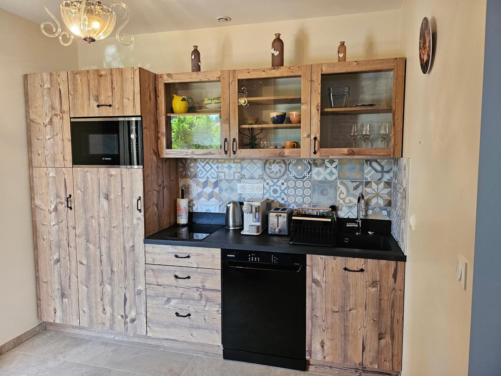 Charmant Studio Pres De La Plage Avec Jacuzzi Et Terrasse Privative Villeneuve-Loubet Ngoại thất bức ảnh